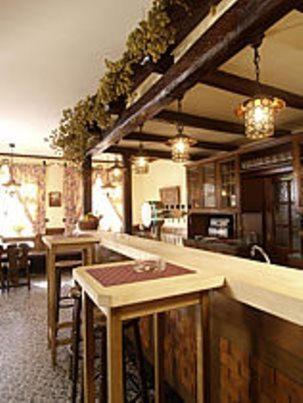 Hotel Am Munstertor โคเอิสเฟลท์ ภายนอก รูปภาพ